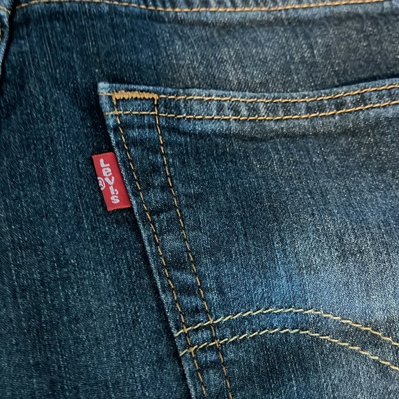 Levi’s Jeans! - Picture 8 of 13